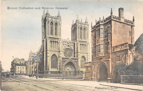 uk18802 norman gateway and bristol catherdal uk