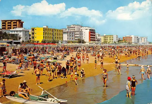 BT0842 Riccione spaiggia Italien