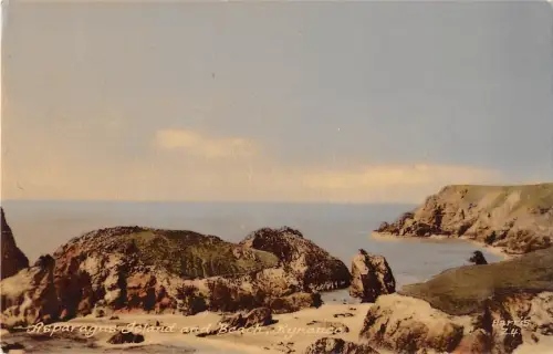 uk12883 kynance asparagus island and beach uk