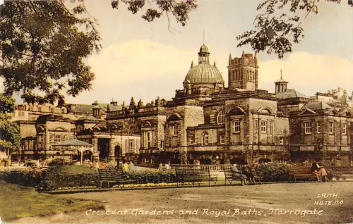uk13838 crescent gardens and royal bath harrogate uk