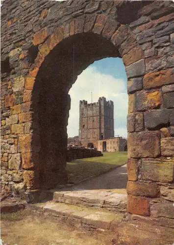 BR91172 richmond castle north yorkshire uk