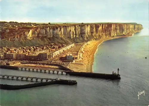 BR54435 Le treport vue generale de la plage france 1 2