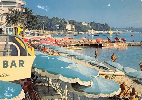 BT6883 Juan les pins la plage France