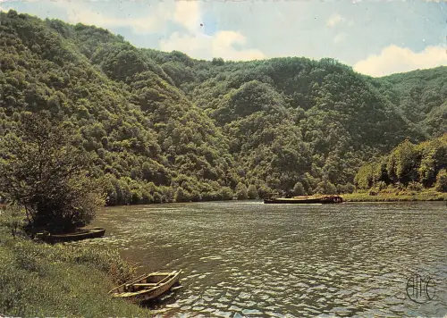 BT5407 Vallee de la meuse les does de meuse France