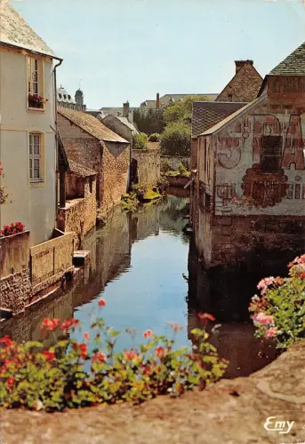BF233 bayeux un vieux quartier sur les bnords de la ure france