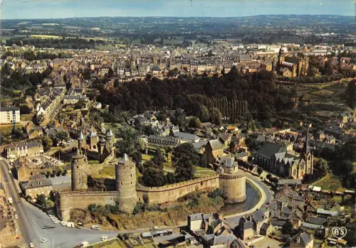 BT8489 Fougeres le chateau et la ville France
