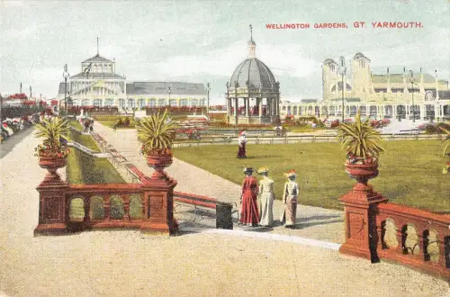 BR96698 wellington gardens gt yarmouth uk