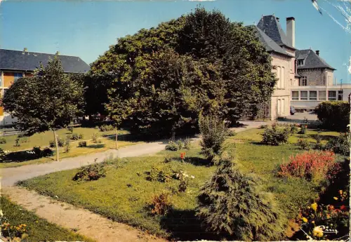 BT3331 Treignac maison de retraite France