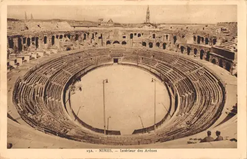 BF8384 nimes interieur des arenes france Frankreich