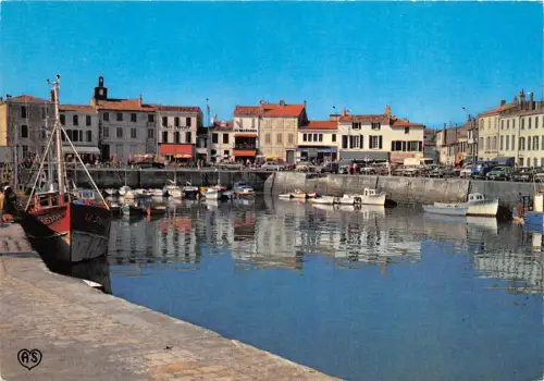 BR30284 Ile de Re la Flotte le port France
