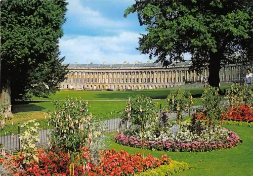 B102638 Bad Blick Richtung Royal Crescent UK