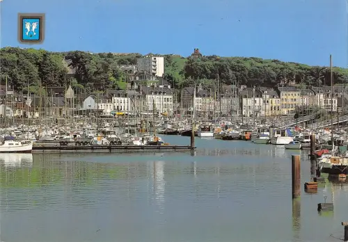 BT6431 St valery en Caux le port de plaisance France