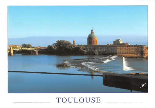 BT8470 toulouse dome de la Grave France