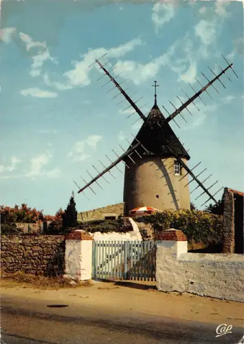 BT1241 ile de noirmoutier moulin a vent windmill giraudiere france mill