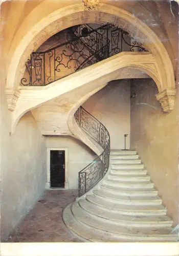 BT8813 Pont a moussin le petit escalier rond Frankreich