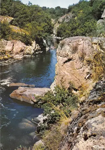 BR53214 La Gartempe a Lathus sites des Portes d enfer France