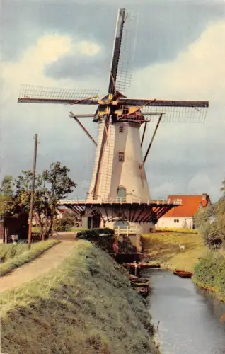 BR56279 Ronde stenen bovenkruier met stelling moulen a vent windmill