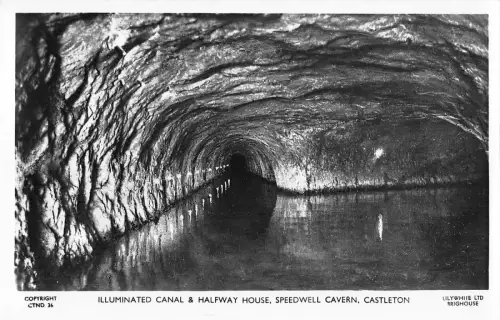 BR96001 beleuchteter Kanal halbes Haus Speedwell Höhle Castleton Echtfoto UK
