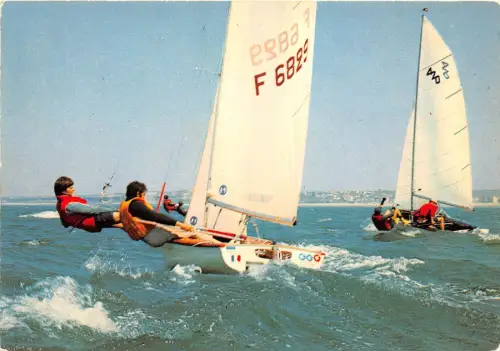 BF38394 littoral de la manche windsurf planche a voile sportif sports