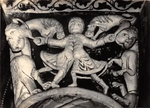 BG2828 danseur a tete chauvigny vienne eglise saint pierre CPSM 14x9,5cm Frankreich