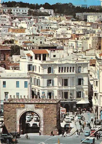 BT7159 Tunis vue sur la medina Tunesien
