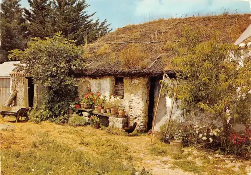 BF2795 au pays de monts france