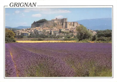 BT9542 Grignan bati sur une butte le chateau France