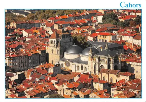 BF1124 cahors vue sur la cathedrale st etienne France