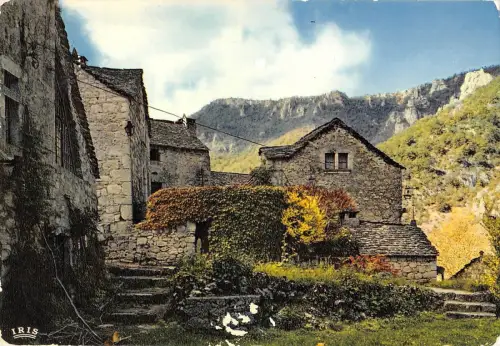 BT10277 Vieilles maisons gorges du tarn France