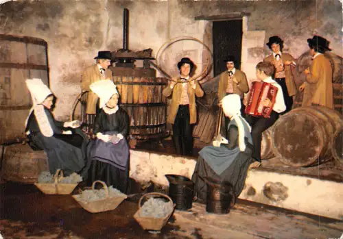 BF988 la charente folklorique les bategails de saintonge Frankreich