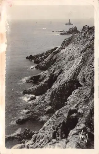 BR16515 Pointe du Raz L Epreon et le Phare france