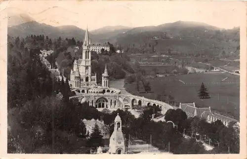 BR7033 Lourdes La Basilique et le Monument Interallie vu du Chateau-Fort france