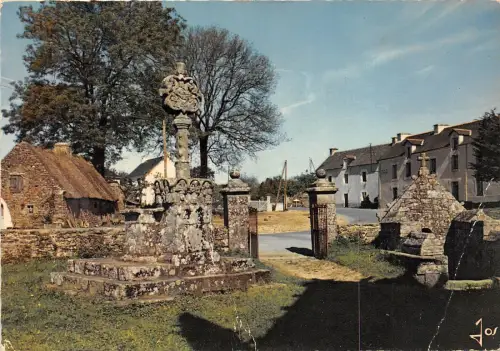 BR27900 Saint Ave le calvaire france