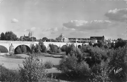 BR51300 Tours le pont wilson France