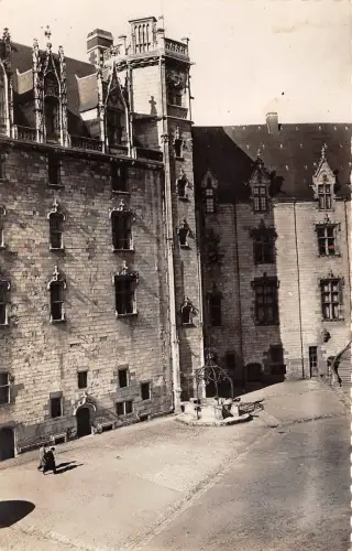 BR16667 Nantes Le CHtaeau des Ducs Frankreich