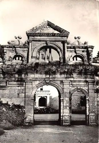 BR26985 Saint Vougay le chateau de Kerjean Frankreich