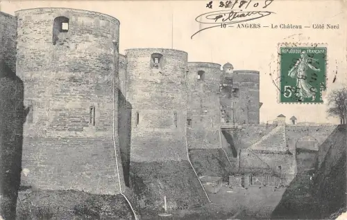 BR72629 angers le chateau cote nord france