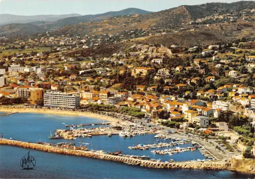 BR77049 le lavandou vue generale france