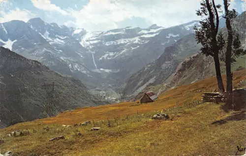 BF42 gavarnie vcue sur le cirque et la vallee Frankreich