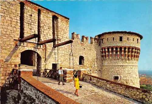 BR31027 Brescia Il castello italy