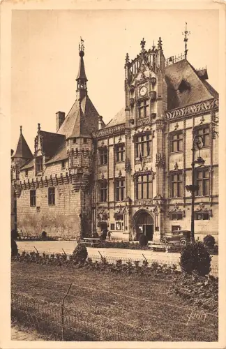 BF8258 saumur maine et loire l hotel de ville france Frankreich