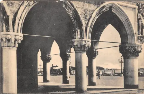 Br34059 Venezia Archi Angolo Palazzo Ducale Italien