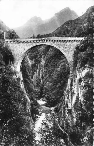 BR38005 Saint Sauveur le pont napoleon frankreich