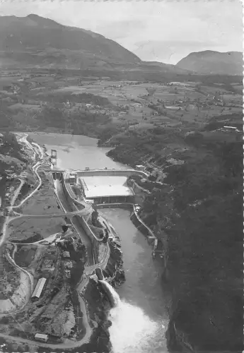 BR19960 La Barrage de Genissiat sir le rhon france