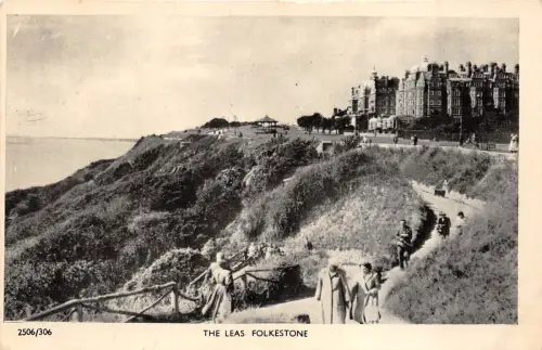 BG25735 kent uk the leas folkestone