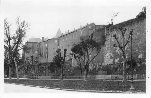 BR27340 Limousine le chateau france