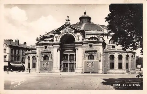 BR48359 Le cirque Troyes Frankreich