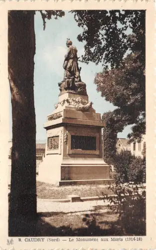BR38521 Caudry le monument aux morts france