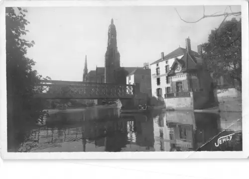 BR47595 St laurent sr sevre la basilique et le pont sur la sevre Frankreich