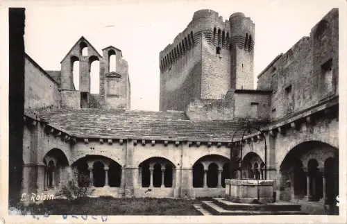 BR50536 Arles abbaye montmajour le cloitre Frankreich